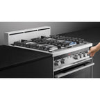  Fisher & Paykel 24-inch Freestanding Gas Range OR24SDMBGX2 IMAGE 3