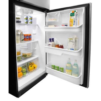  Frigidaire 30-inch, 18.2 cu. ft. Top Freezer Refrigerator with Ice and Water FFHI1826PS IMAGE 3