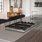  Wolf 30-inch Built-in Gas Cooktop CG304T/S IMAGE 8