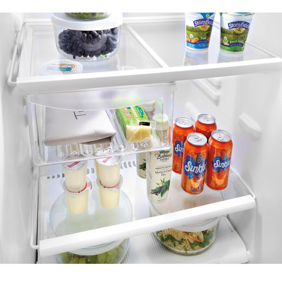  Frigidaire 28-inch, 16.5 cu. ft. Top Freezer Refrigerator LFHT1713LQ IMAGE 4