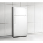  Frigidaire 30-inch, 18 cu. ft. Top Freezer Refrigerator FFHT1814QW IMAGE 7
