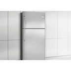  Frigidaire 30-inch, 20.6 cu. ft. Top Freezer Refrigerator FFHT2031QS IMAGE 2