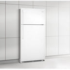  Frigidaire 30-inch, 18 cu. ft. Top Freezer Refrigerator FFHT1821QW IMAGE 3