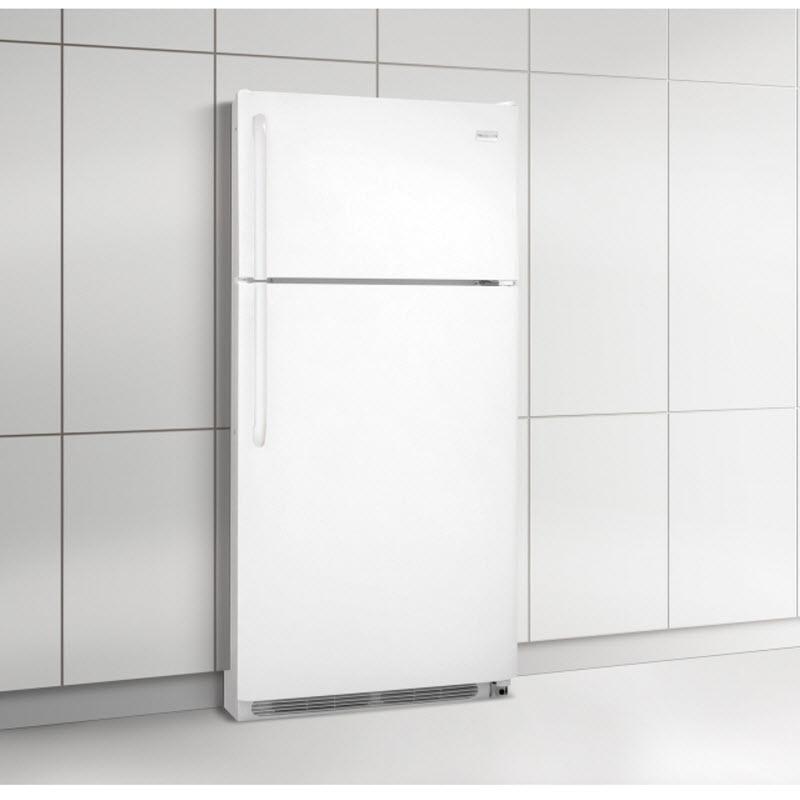  Frigidaire 30-inch, 18 cu. ft. Top Freezer Refrigerator FFHT1821QW IMAGE 3