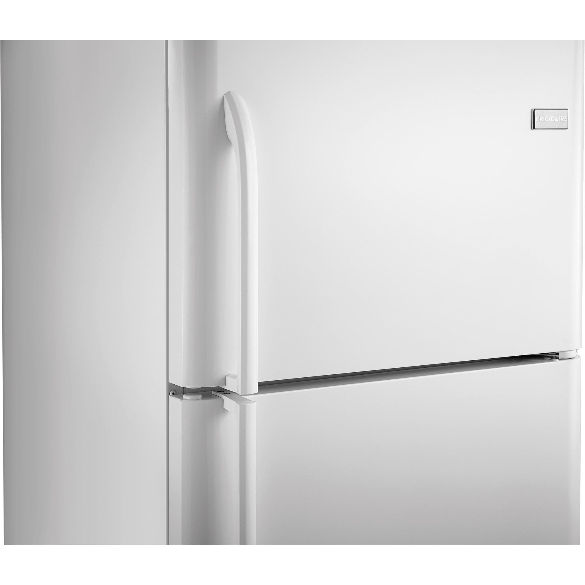  Frigidaire 30-inch, 20.5 cu. ft. Top Freezer Refrigerator FFTR2131QP IMAGE 10