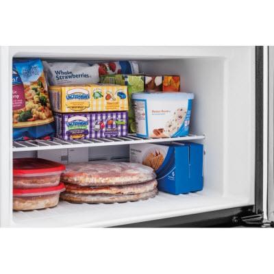  Frigidaire 28-inch, 16.3 cu. ft. Top Freezer Refrigerator FFHT1621QB IMAGE 3