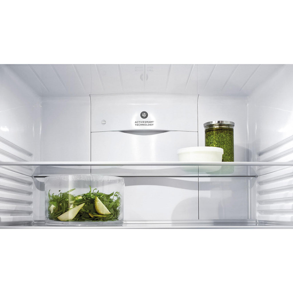  Fisher & Paykel 31-inch, 17.1 cu. ft. Counter-Depth Bottom Freezer Refrigerator RF170WDRX5 IMAGE 2