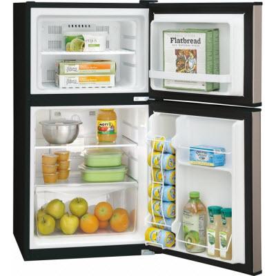  Frigidaire 22-inch, 4.5 cu. ft. Compact Refrigerator FFPS4533QM IMAGE 3