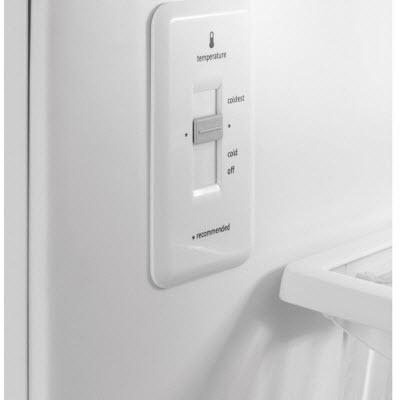  Frigidaire 30-inch, 20.5 cu. ft. Top Freezer Refrigerator FFHI2131QP IMAGE 7