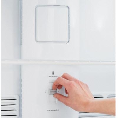  Frigidaire 30-inch, 18 cu. ft. Top Freezer Refrigerator FFHI1831QP IMAGE 5