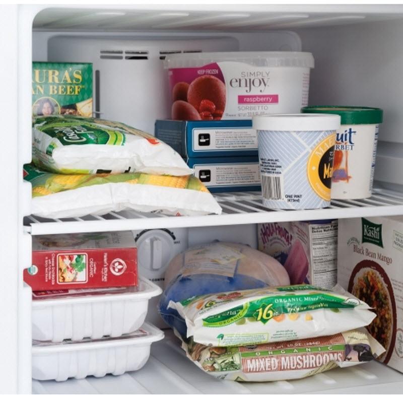  Frigidaire 24-inch, 11.5 cu. ft. Top Freezer Refrigerator FFET1222QS IMAGE 9