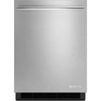  JennAir 24-inch, 4.9 cu. ft. Compact Refrigerator JUR24FRERS IMAGE 1