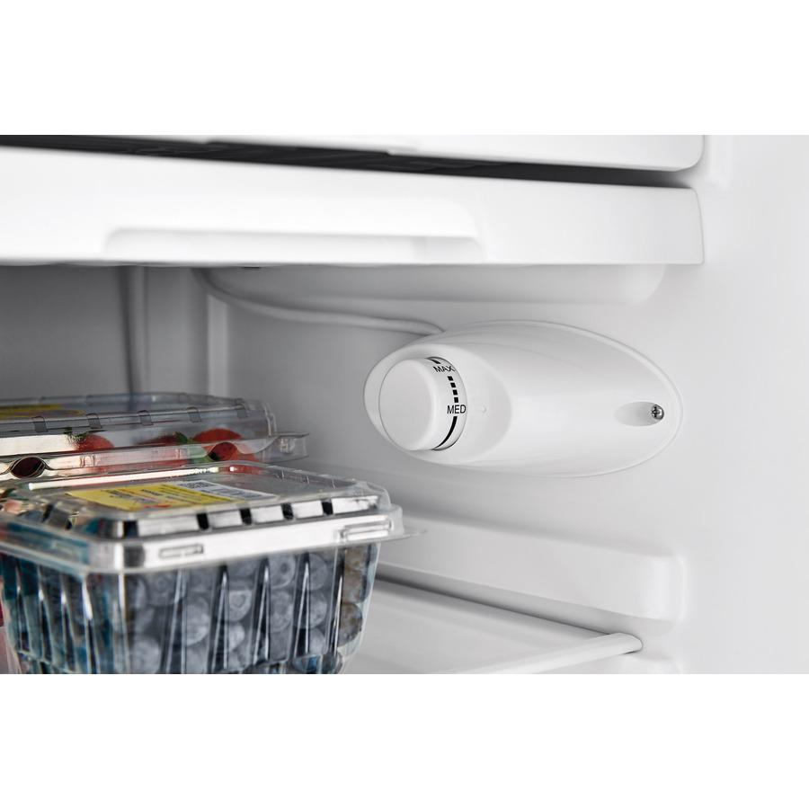 Frigidaire 18-inch, 2.6 cu. ft. Compact Refrigerator FFPE26L2SB IMAGE 6