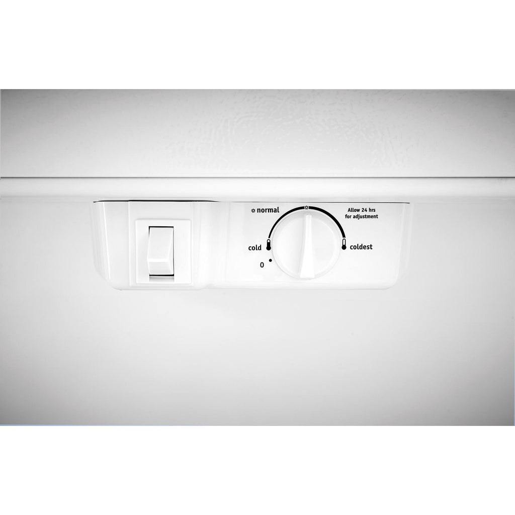  Frigidaire 30-inch, 18 cu. ft. Top Freezer Refrigerator FFTR1828SP IMAGE 6