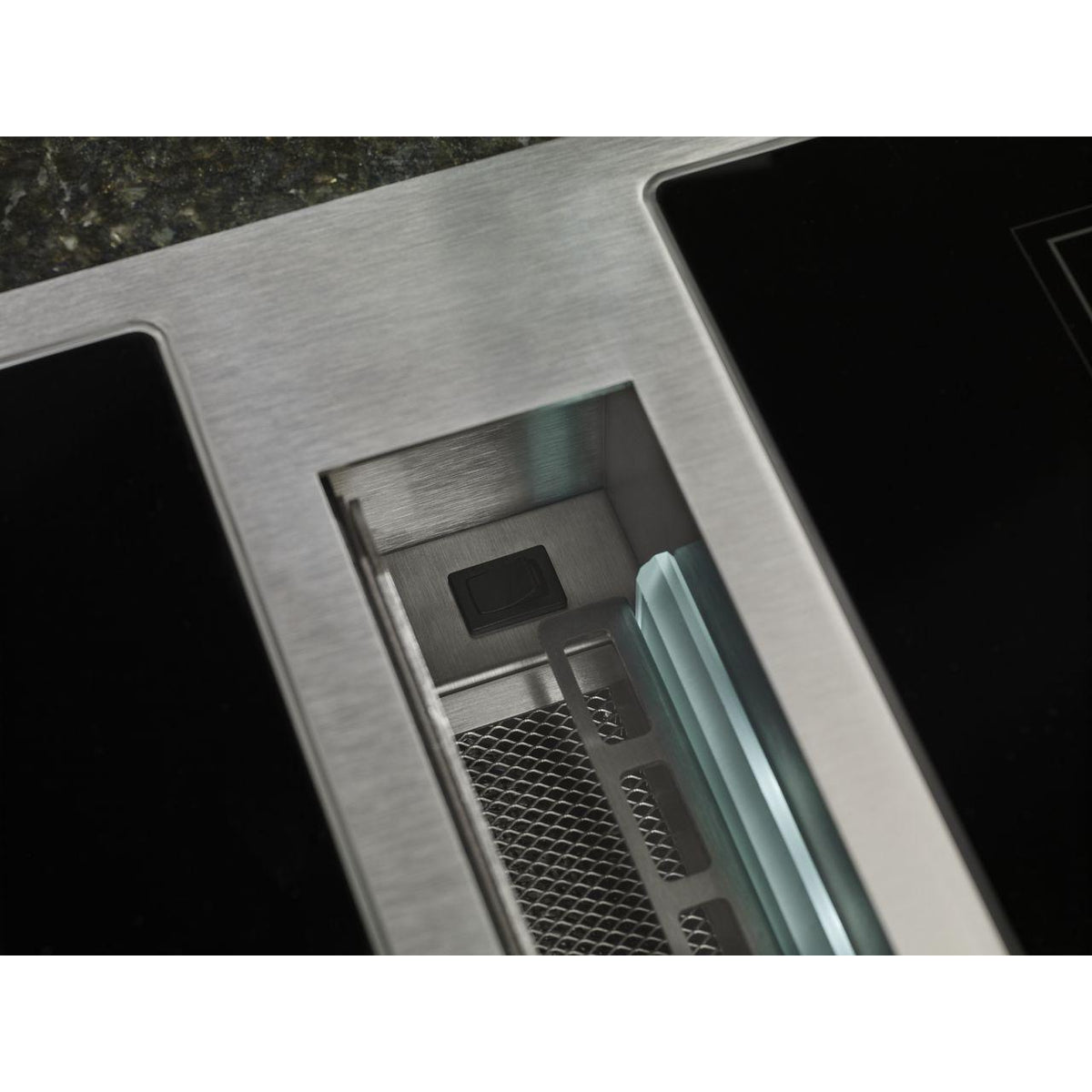  JennAir 36-inch Built-in Induction Cooktop with Keep Warm™ Function JID4436ES IMAGE 11