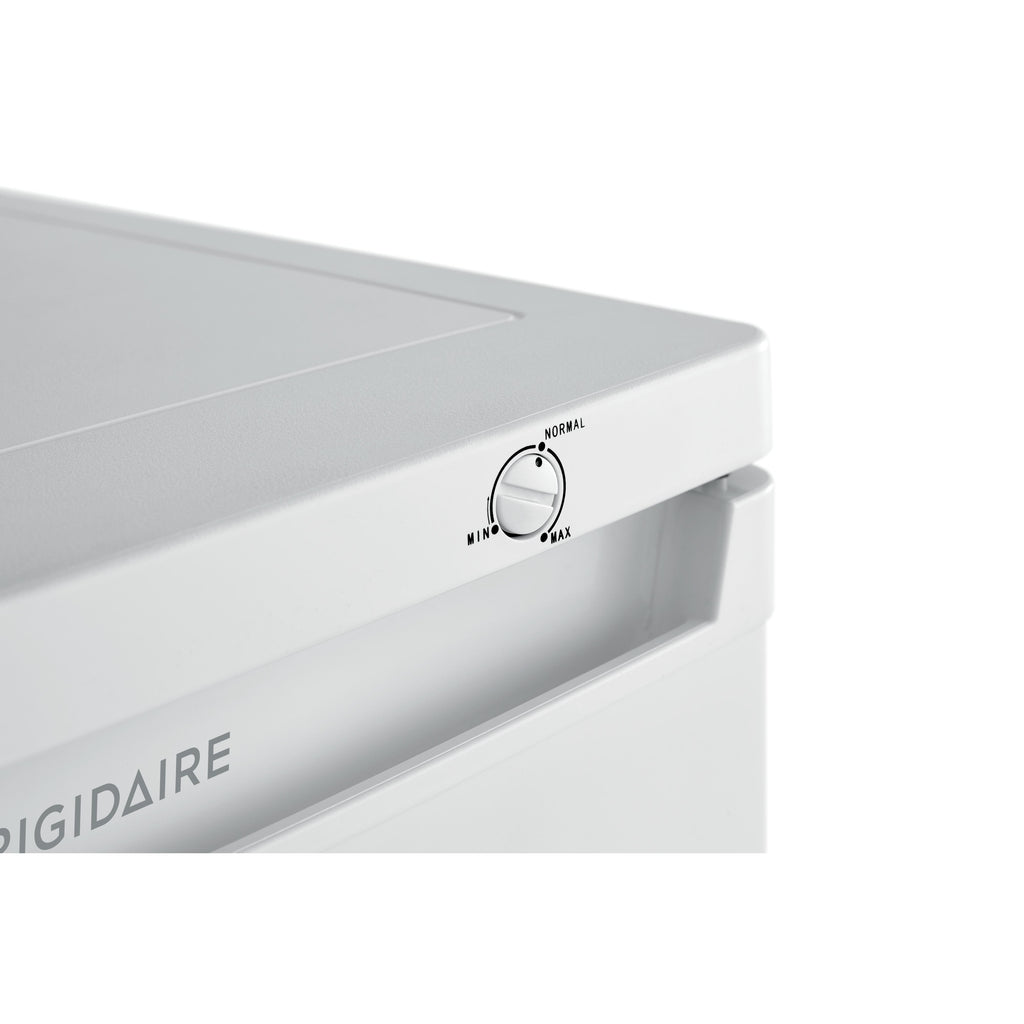  Frigidaire 6 cu.ft. Upright Freezer FFFU06M1TW IMAGE 7