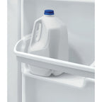  Frigidaire 30-inch, 18 cu. ft. Top Freezer Refrigerator FFTR1814TS IMAGE 5