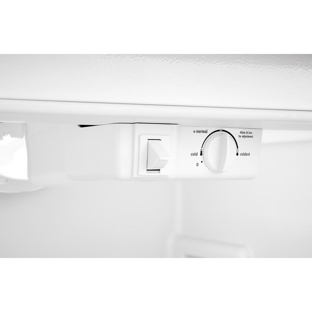  Frigidaire 30-inch, 20.4 cu. ft. Top Freezer Refrigerator FFTR2028SP IMAGE 6