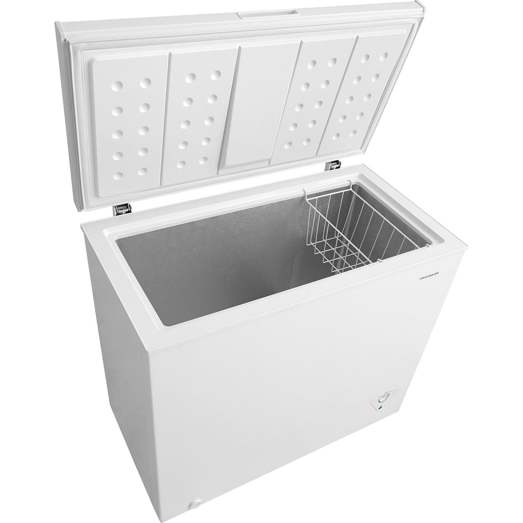  Frigidaire 10.2 cu.ft. Chest Freezer FFFC10M1TW IMAGE 6