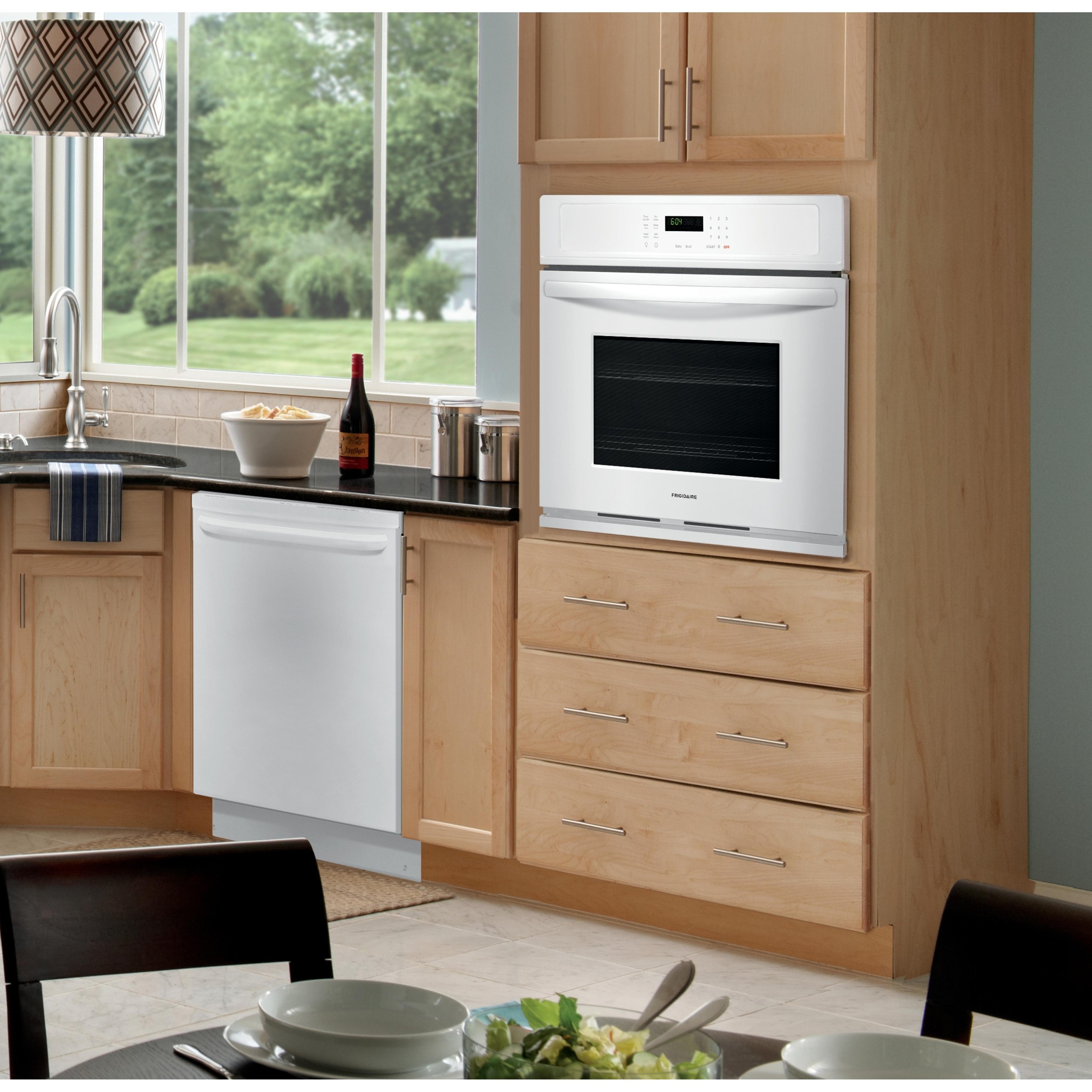  Frigidaire 27-inch, 3.8 cu. ft. Single Wall Oven FFEW2726TW IMAGE 5