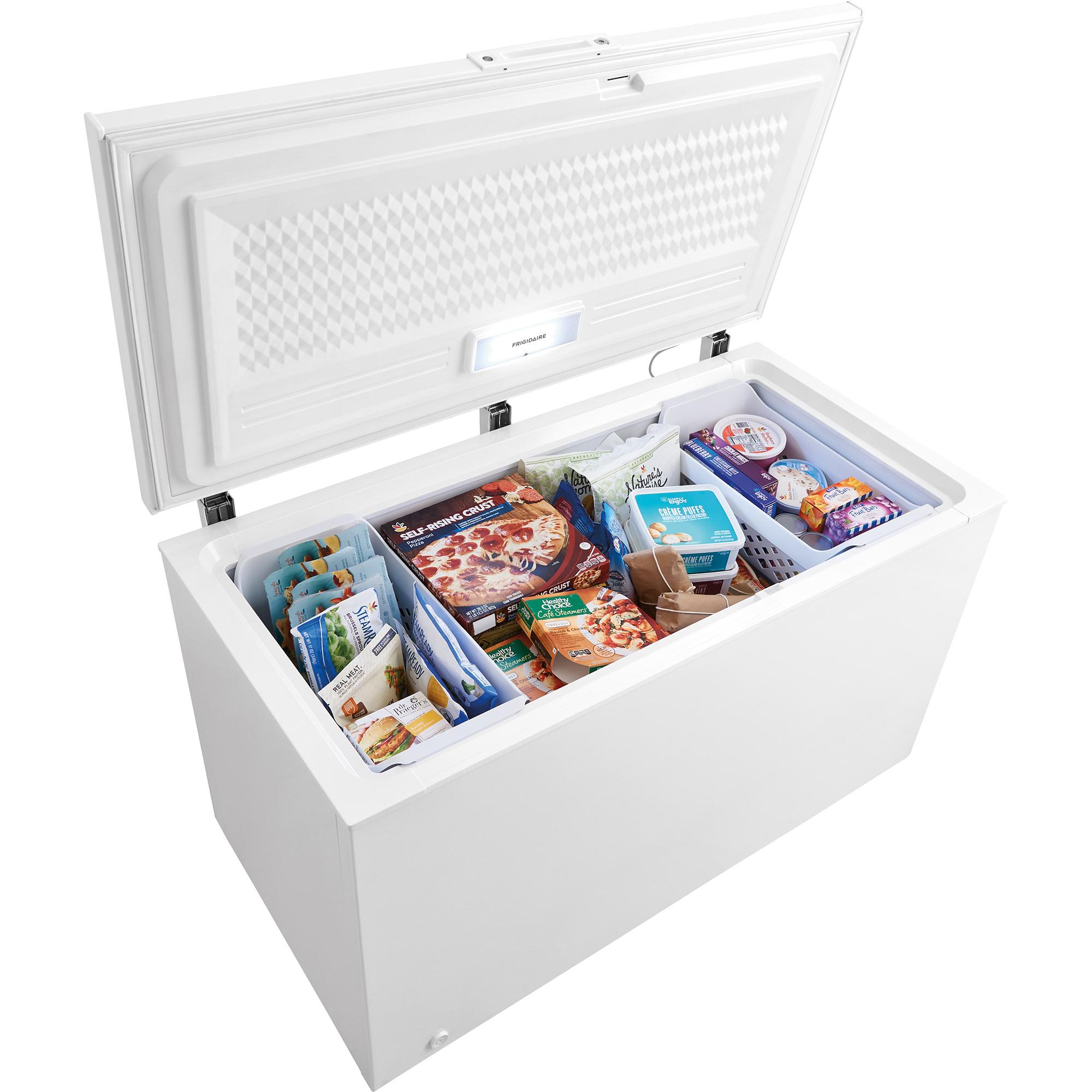  Frigidaire 14.8 cu.ft. Chest Freezer with LED Lighting FFFC15M4TW IMAGE 9