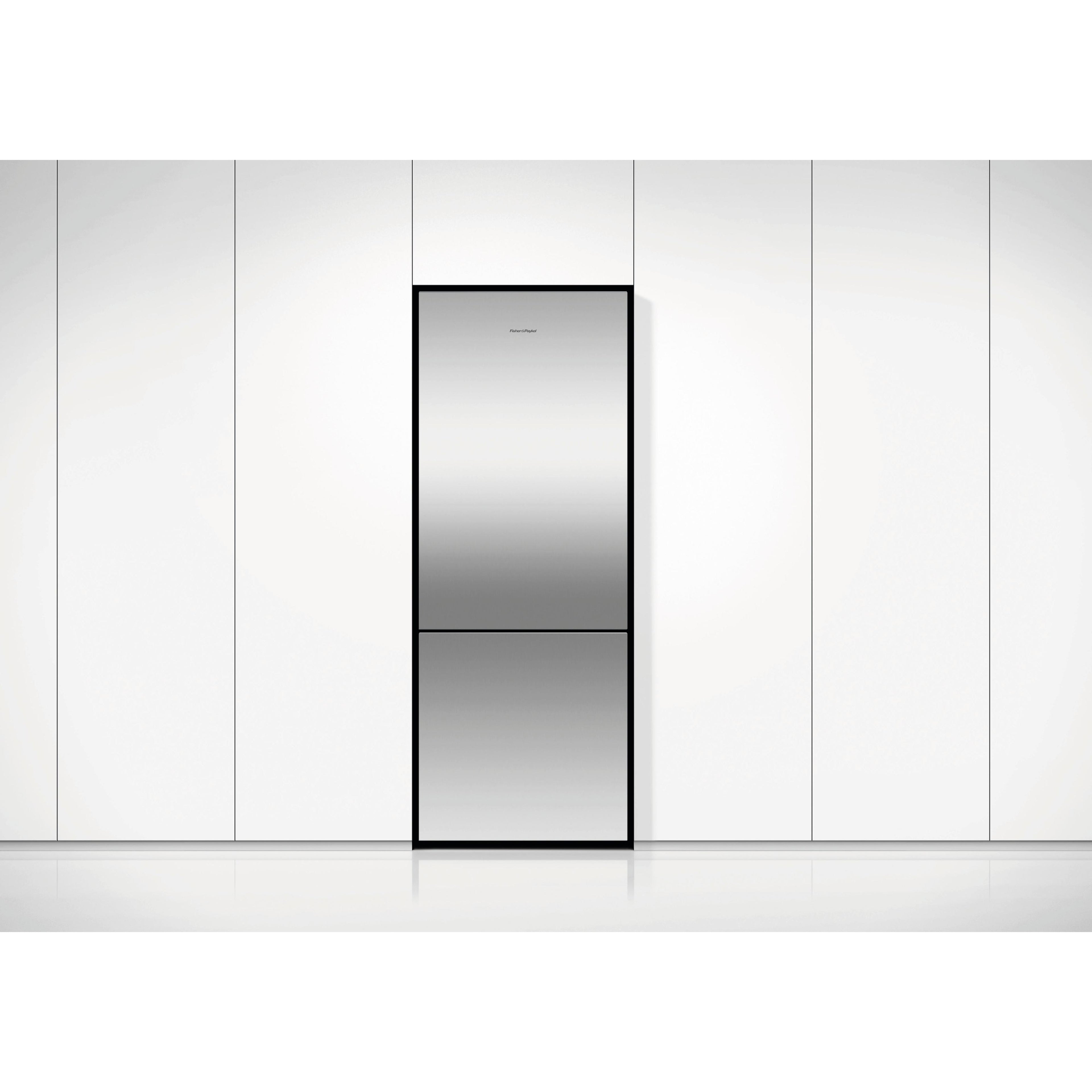  Fisher & Paykel 25-inch, 13.5 cu.ft. Counter-Depth Bottom Freezer with ActiveSmart™ RF135BRPX6 IMAGE 2