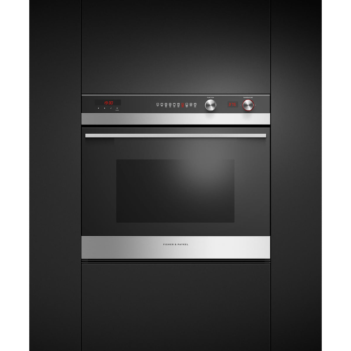 Fisher & Paykel 30-inch, 4.1 cu. ft. Built-in Single Wall Oven with AeroTech™ Technology OB30SCEPX3 N IMAGE 3