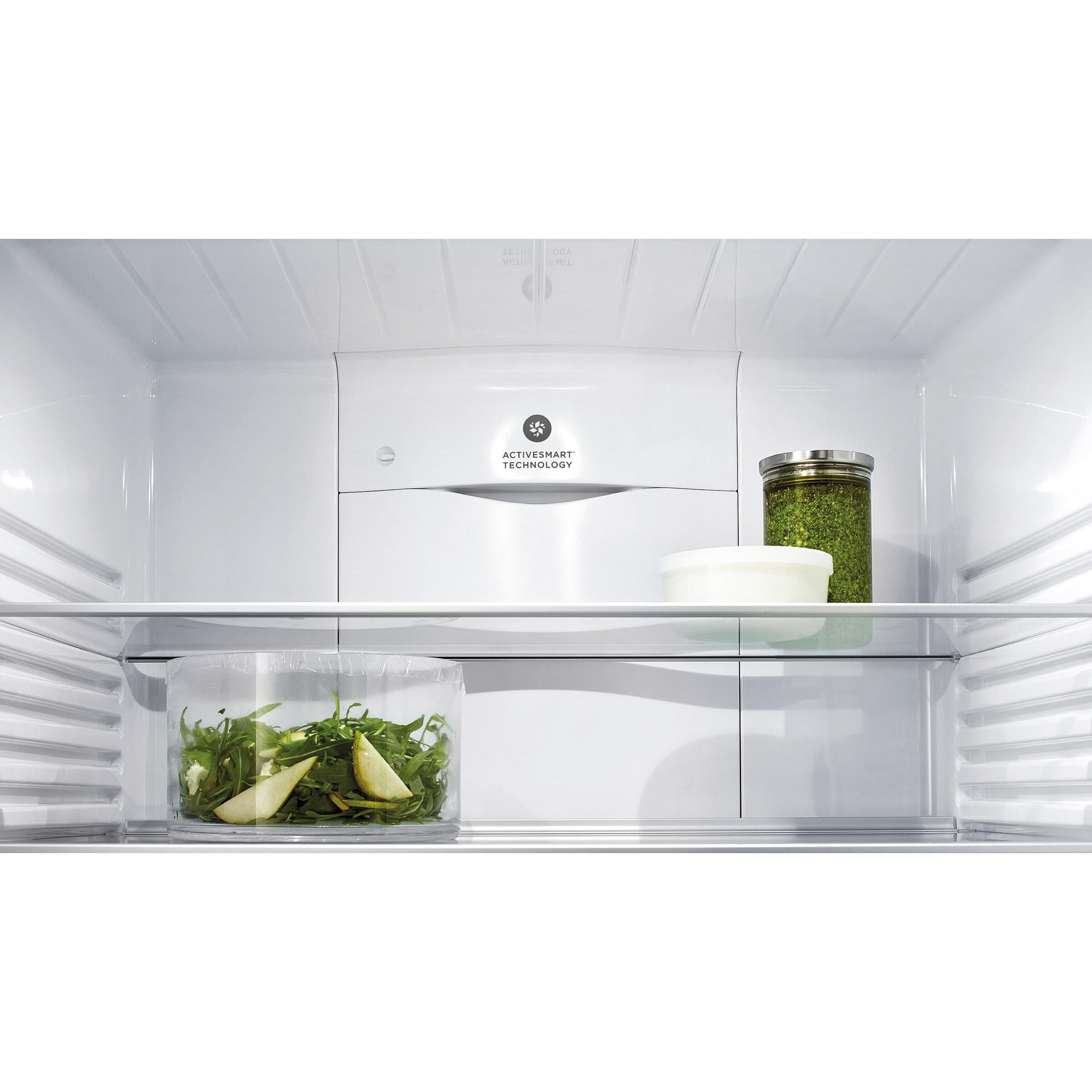  Fisher & Paykel 25-inch, 13.4 cu. ft. Counter-Depth Bottom Freezer Refrigerator with ActiveSmart™ RF135BDRX4 N IMAGE 4
