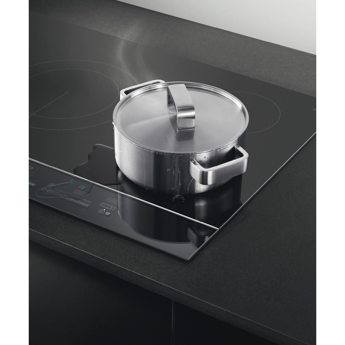  Fisher & Paykel 36-inch Built-in Induction Cooktop CI365DTB2SP IMAGE 5