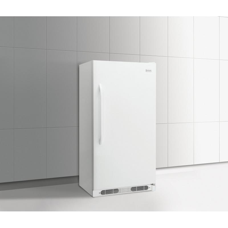  Frigidaire 34-inch, 16.6 cu. ft. All Refrigerator FFRU17B2QWB IMAGE 5