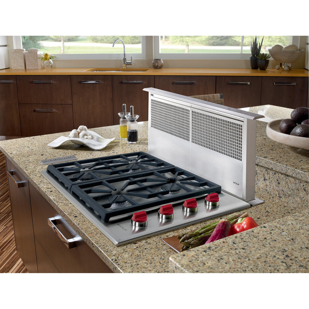  Wolf 30-inch Built-in Gas Cooktop CG304P/S IMAGE 2