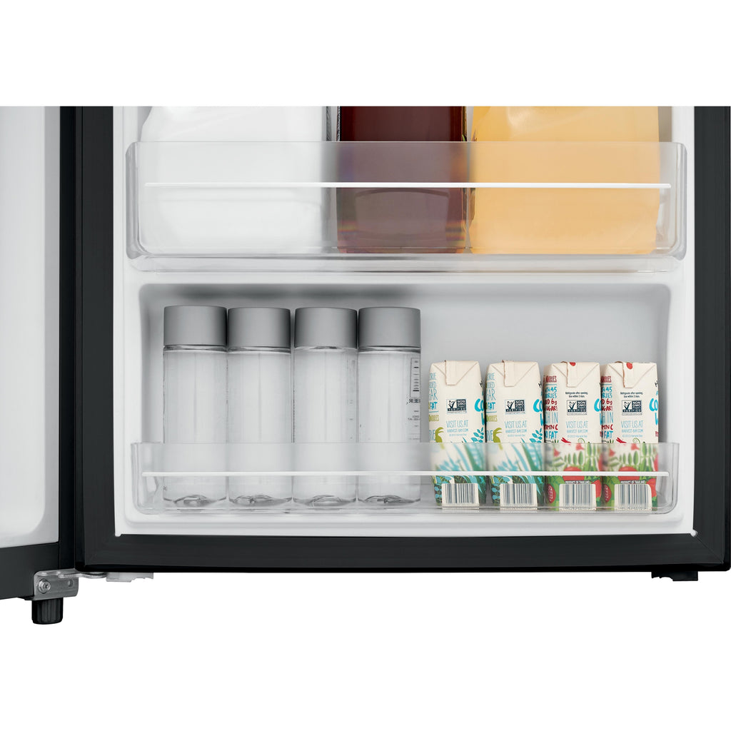  Frigidaire 24-inch, 11.6 cu. ft. Top Freezer Refrigerator FFET1222UB IMAGE 5