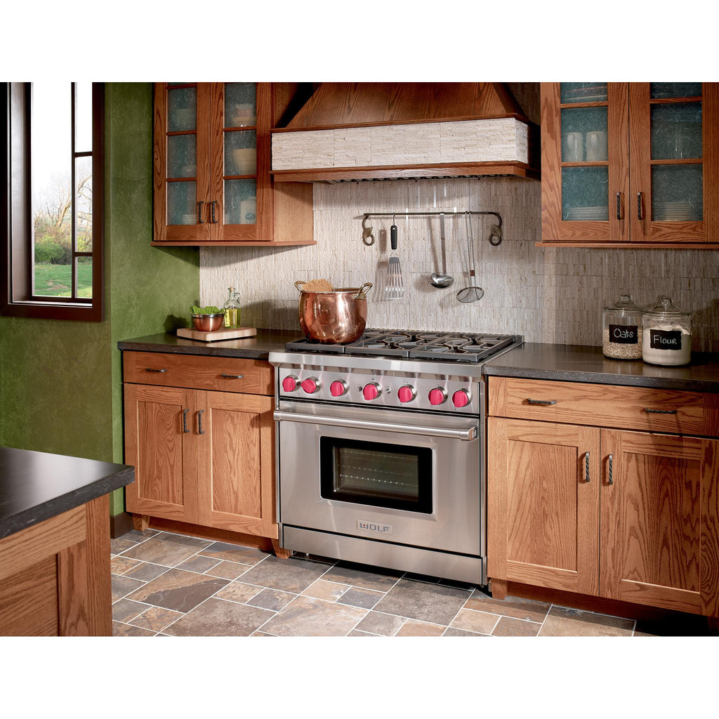  Wolf 36-inch Freestanding Gas Range with Convection GR366-LP IMAGE 6
