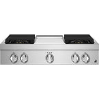  JennAir Noir 36-inch Gas Rangetop with Chrome-Infused Griddle JGCP536HM IMAGE 1