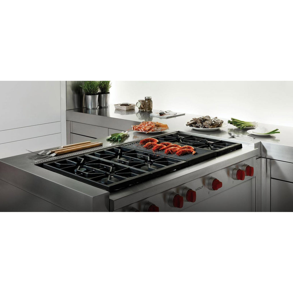  Wolf 48-inch Built-in Gas Rangetop with Infrared Charbroiler SRT486C IMAGE 3