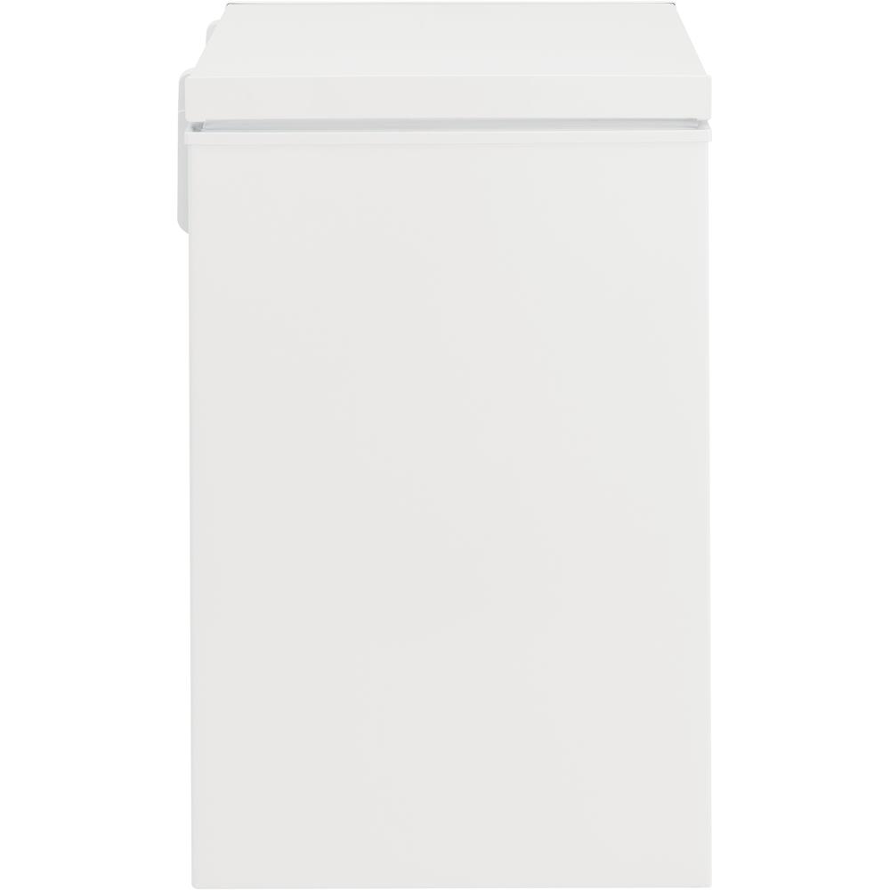  Frigidaire 5 cu.ft. Chest Freezer with Adjustable Temperature Control FFCS0522AW IMAGE 9