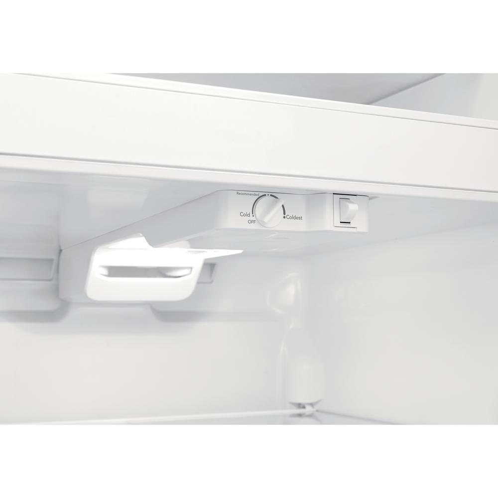  Frigidaire 30-inch, 18.3 cu.ft. Freestanding Top Freezer Refrigerator FFTR1835VW IMAGE 5