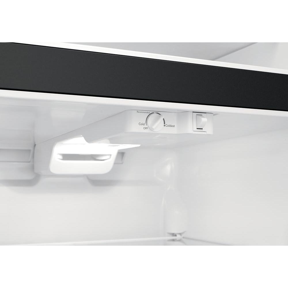  Frigidaire 30-inch, 20 cu.ft. Freestanding Top Freezer Refrigerator FFTR2045VB IMAGE 5