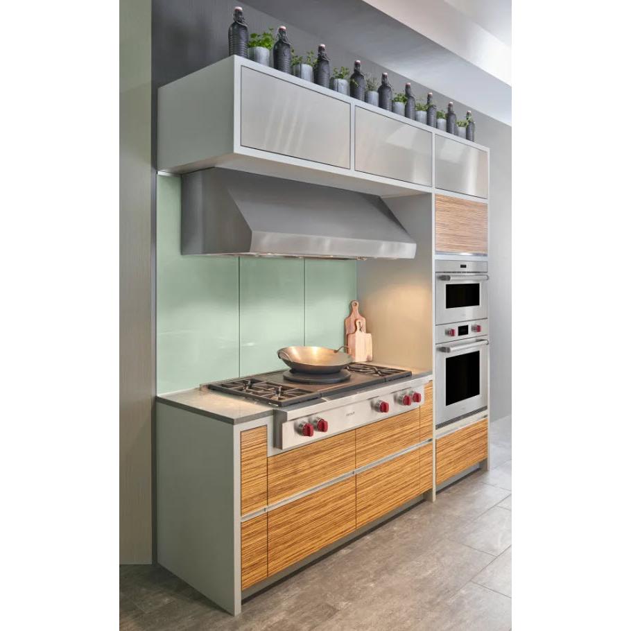  Wolf 48-inch Built-in gas Rangetop with Wok Burner SRT484W-LP IMAGE 5
