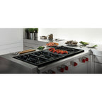  Wolf 48-inch Built-in Gas Rangetop with Infrared Charbroiler SRT486C-LP IMAGE 3
