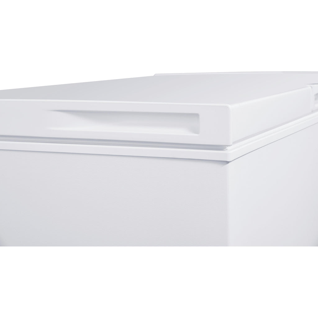  Frigidaire 8.7 Cu. Ft. Chest Freezer FFCS0922AW IMAGE 9