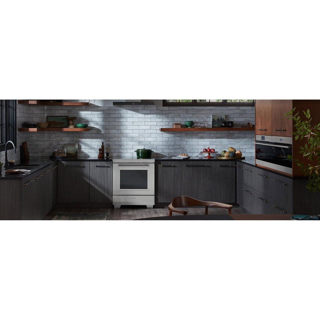  Wolf 30-inch Freestanding Induction Electric Range with Wi-Fi Connect IR30450/S/T IMAGE 3