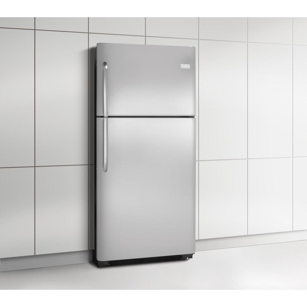  Frigidaire 30-inch, 20.6 cu. ft. Top Freezer Refrigerator FFHT2126LS IMAGE 3