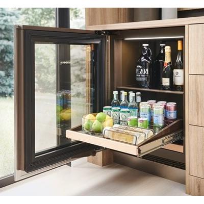  Sub-Zero Designer Series 5.5 cu. ft. Undercounter Beverage Center DEU2450BG/L IMAGE 3