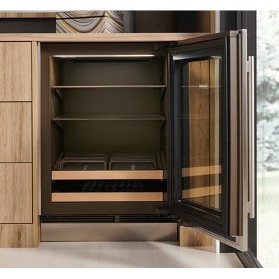  Sub-Zero Designer Series 5.5 cu. ft. Undercounter Beverage Center DEU2450BG/R IMAGE 4