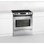  Frigidaire 30-inch Slide-In Electric Range FFES3025LS IMAGE 3