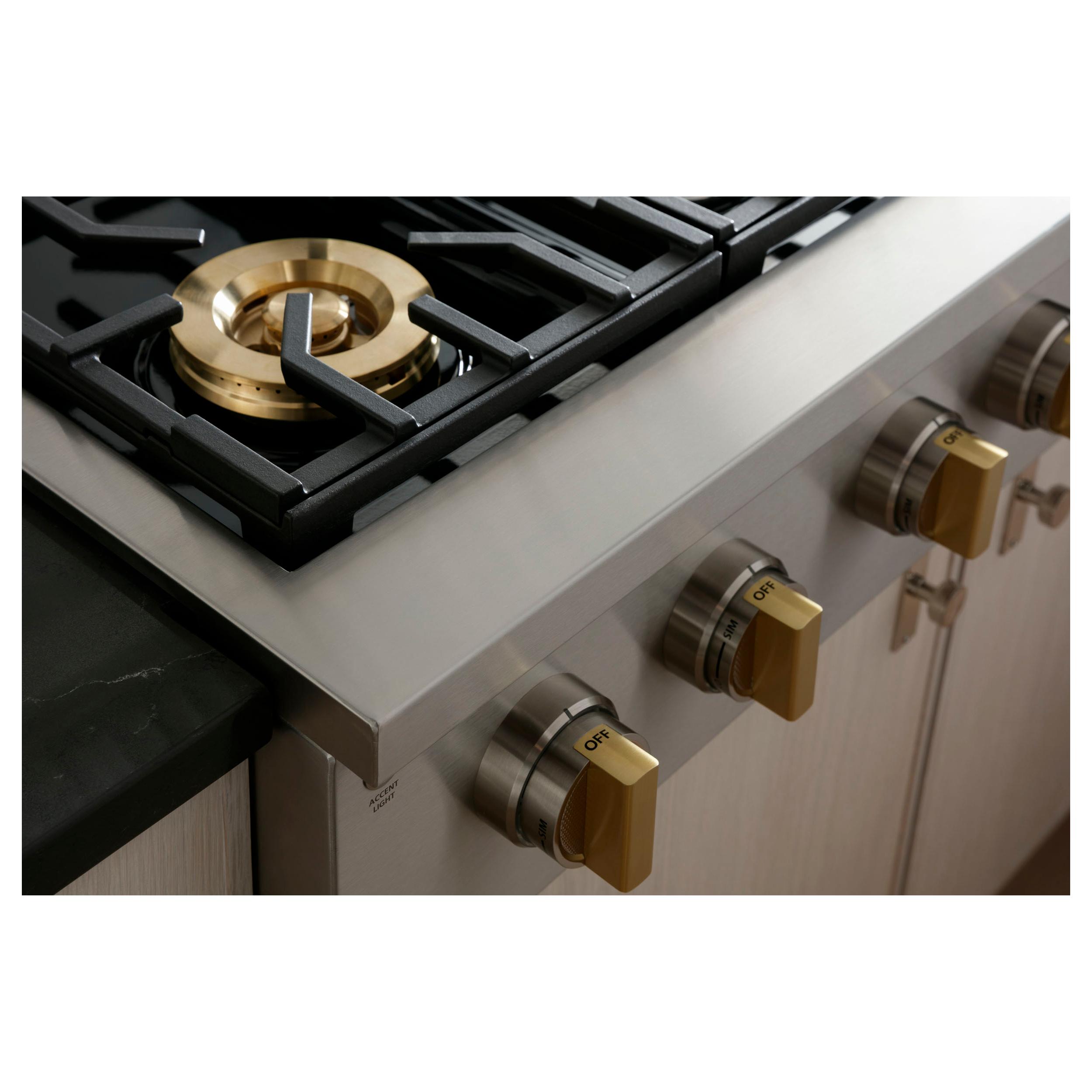  Monogram 36-inch Gas Rangetop with Griddle ZGU364NDTSS IMAGE 9