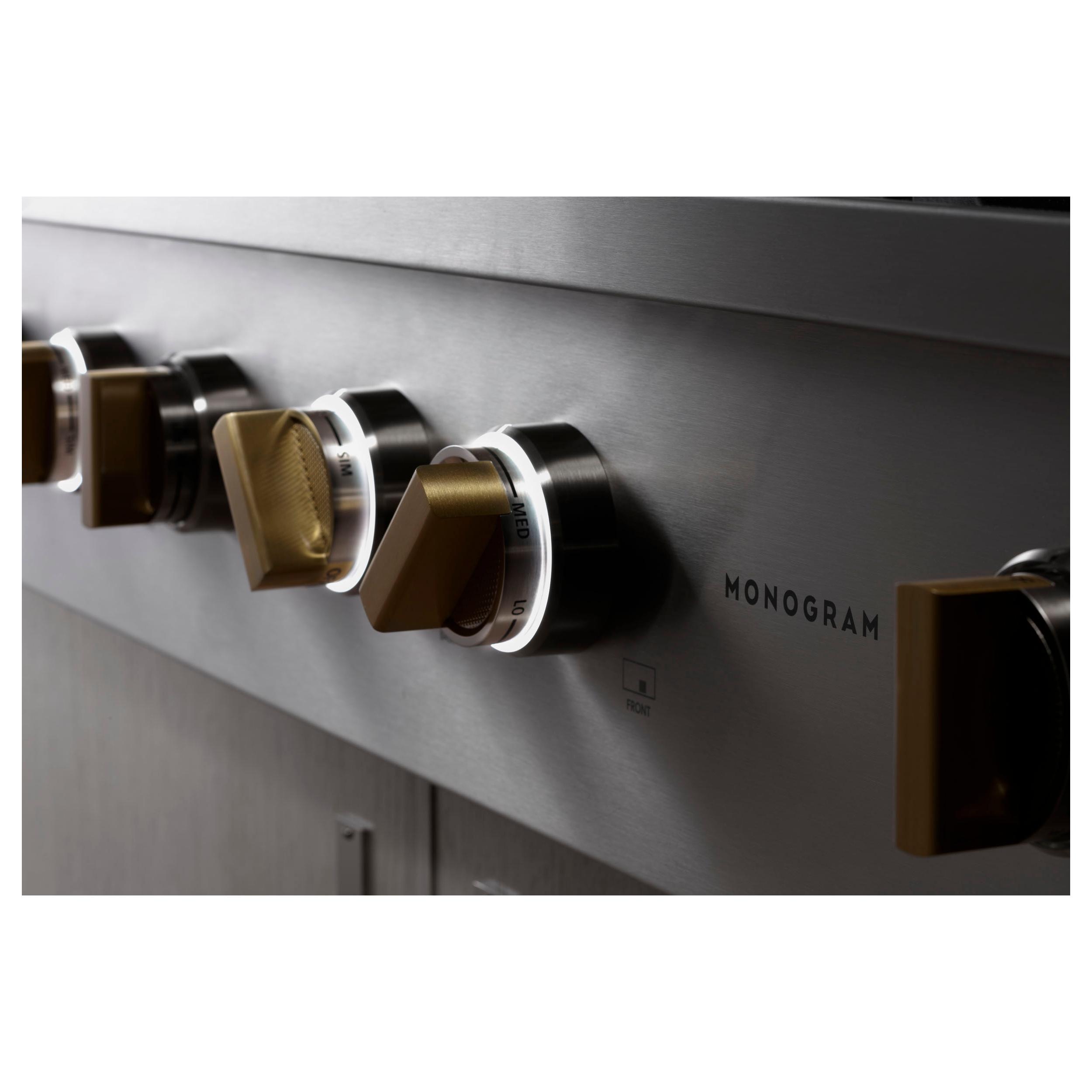  Monogram 48-inch Gas Rangetop with Griddle ZGU486NDTSS IMAGE 7