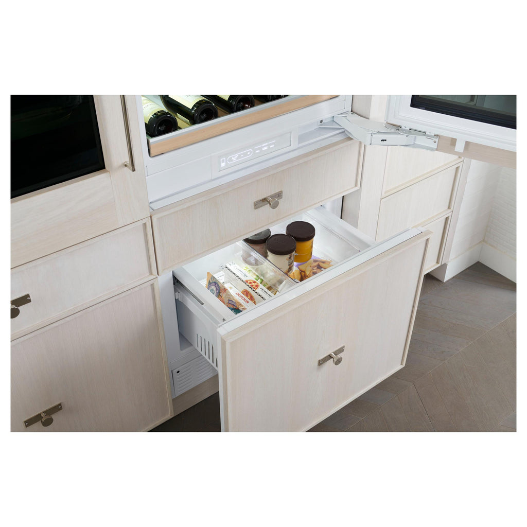  Monogram 30-inch Bottom Freezer Refrigerator with a Convertible Drawer ZIC303NPPII IMAGE 5