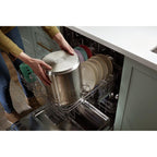  Whirlpool 24-inch Built-in Dishwasher WDT740SALB IMAGE 9